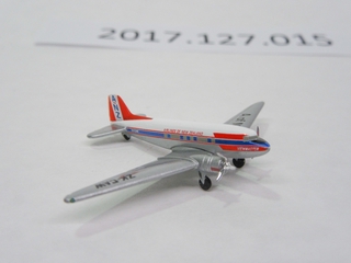 Image: miniature model airplane: South Pacific Airlines of New Zealand, Douglas DC-3