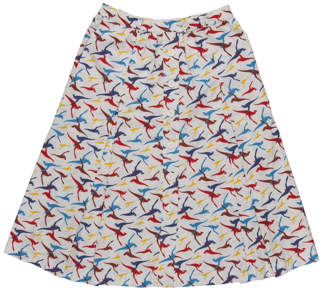 Image: flight attendant skirt: Qantas Airways