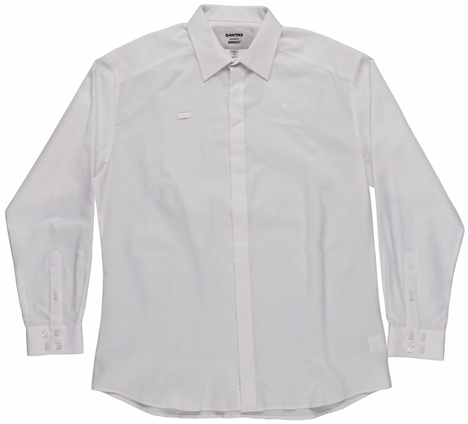 Image: flight attendant shirt (male): Qantas Airways