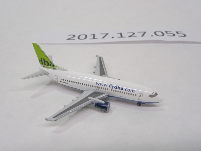Miniature model airplane: Deutsche BA, Boeing 737-300