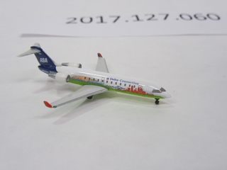 Image: miniature model airplane: Delta Connection, Canadair Jet