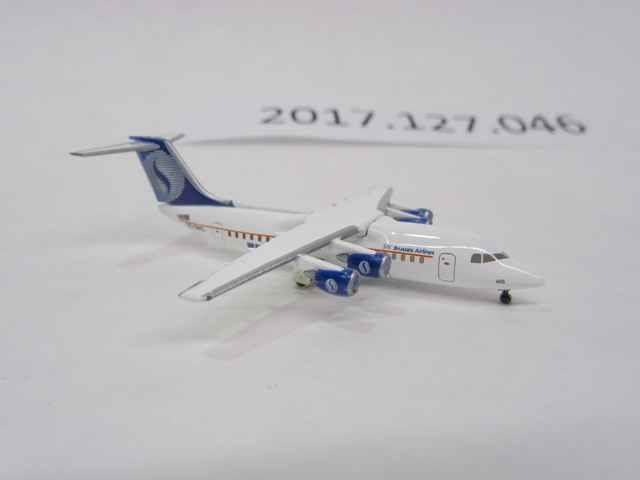Miniature model airplane: SN Brussels Airlines, British Aerospace BAe 146-300