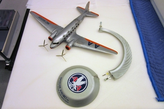 Image: model airplane: American Airlines, Douglas (DC-3) DST