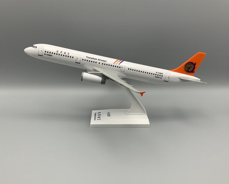 Image: model airplane: Trans Asia Airways, Airbus A321