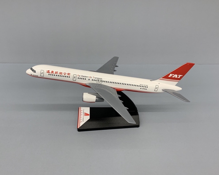 Image: model airplane: Far Eastern Air Transport, Boeing 757-200