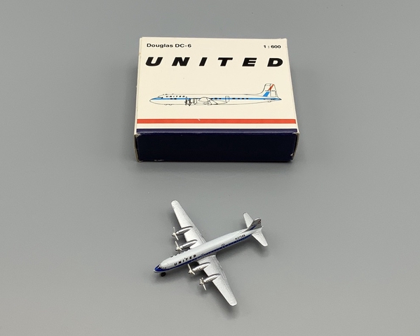 Miniature model airplane: United Air Lines, Douglas DC-6