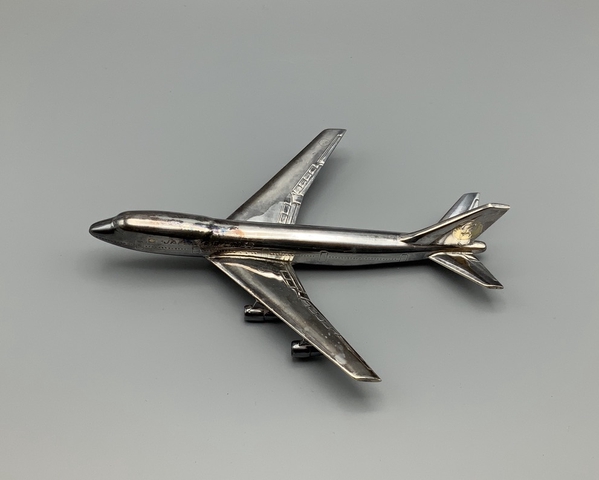Model airplane: Japan Air Lines, Boeing 747