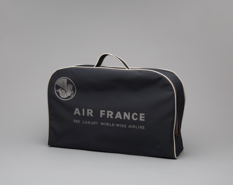 Image: airline bag: Air France
