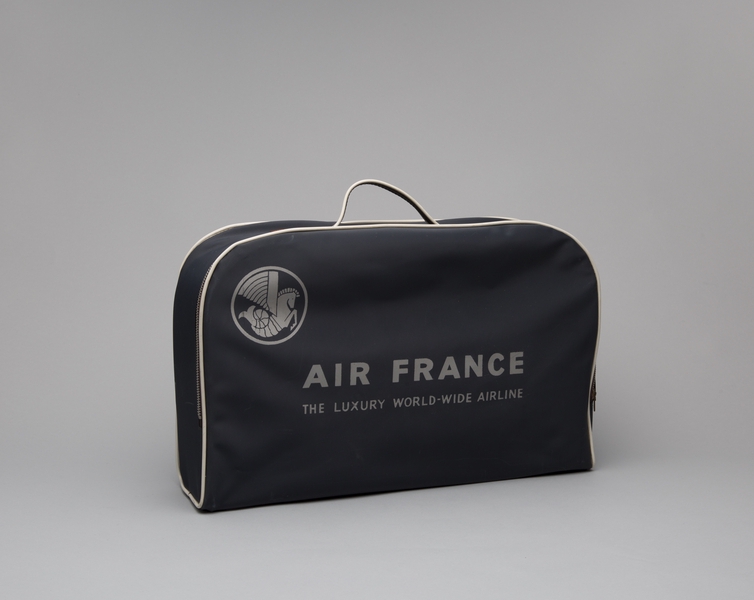 Image: airline bag: Air France