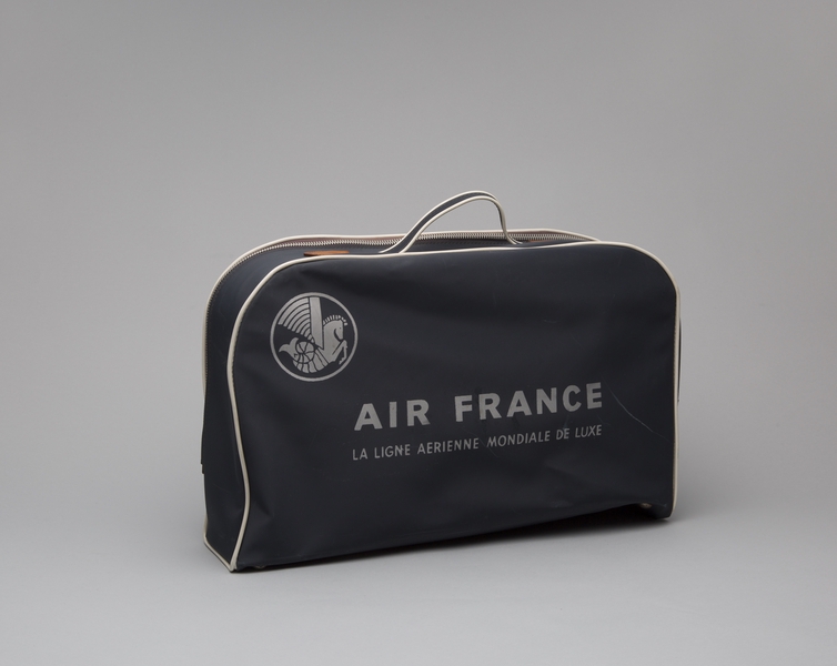 Image: airline bag: Air France