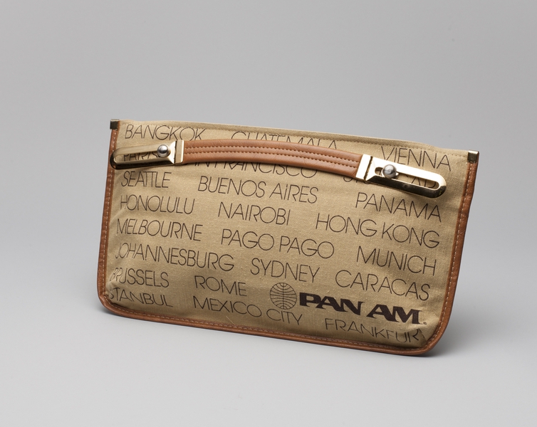 Image: airline bag: Pan American World Airways