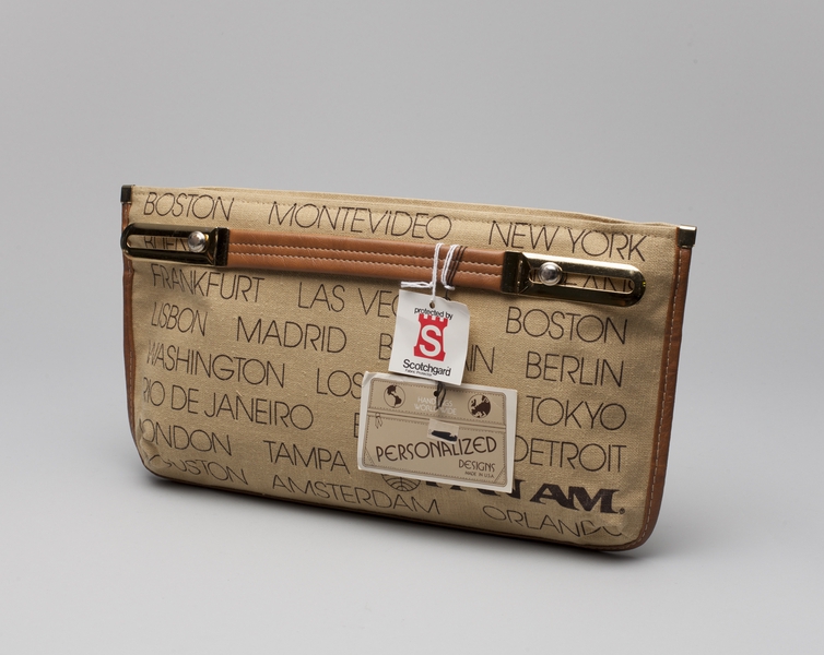 Image: airline bag: Pan American World Airways