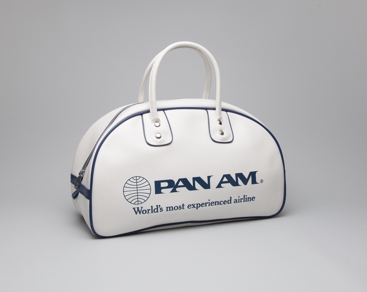 Image: airline bag: Pan American World Airways