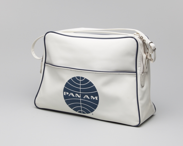 Image: airline bag: Pan American World Airways