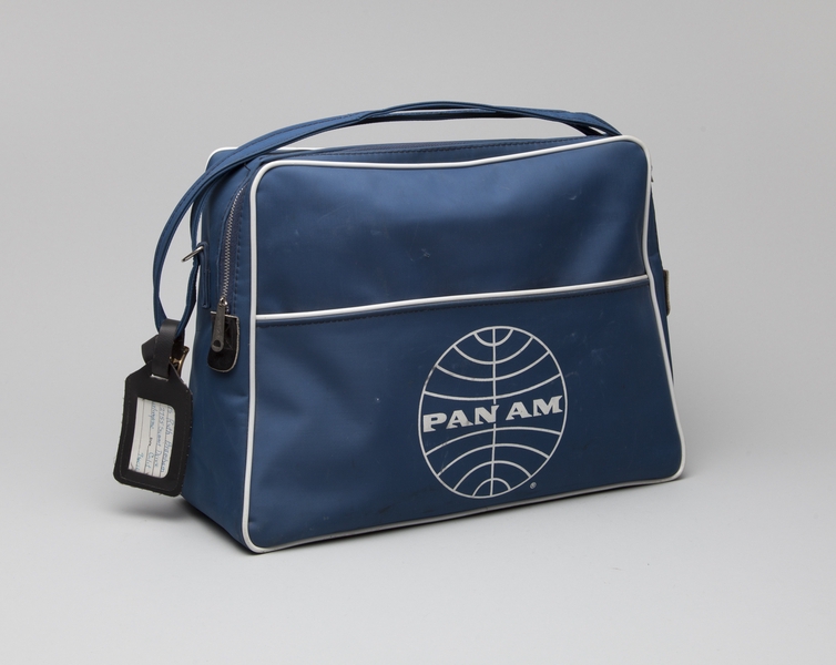 Image: airline bag: Pan American World Airways