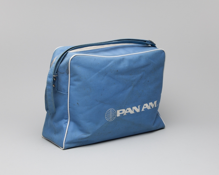 Image: airline bag: Pan American World Airways
