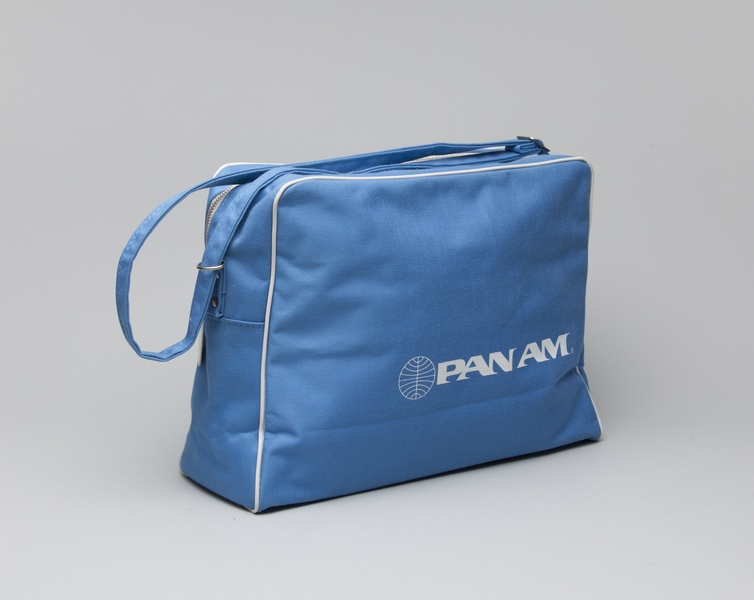 Image: airline bag: Pan American World Airways