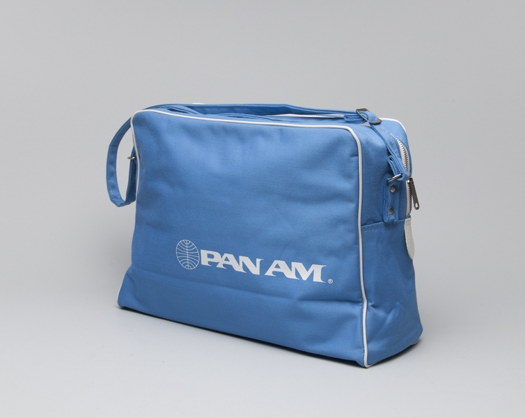 Image: airline bag: Pan American World Airways
