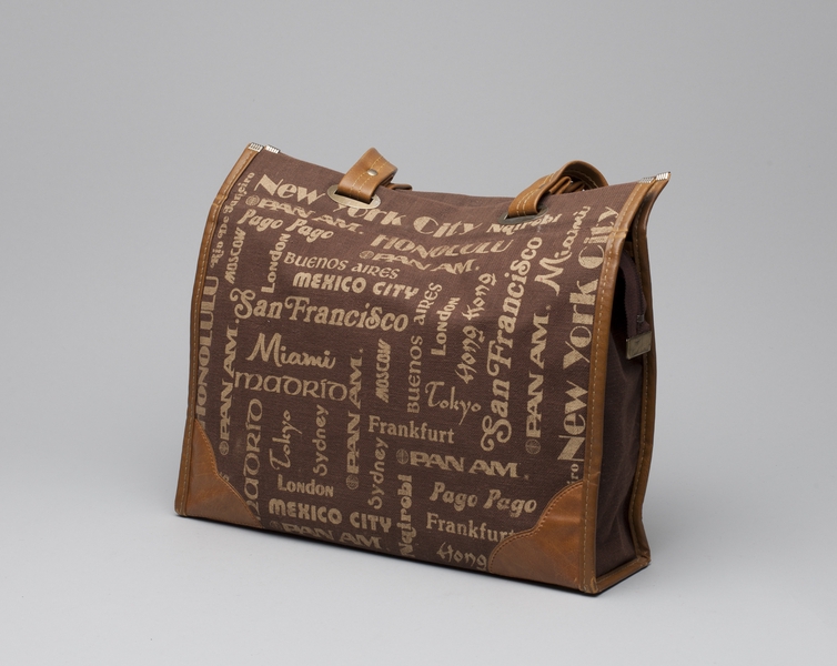 Image: airline bag: Pan American World Airways