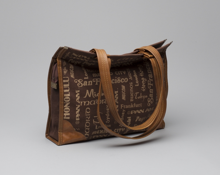 Image: airline bag: Pan American World Airways