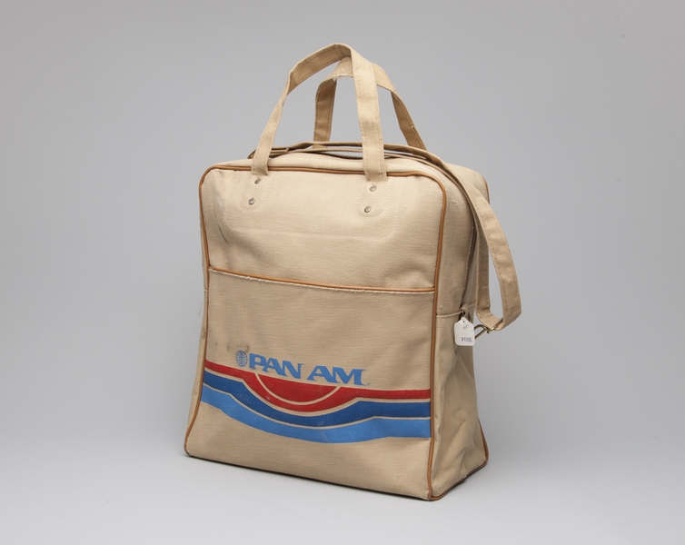 Image: airline bag: Pan American World Airways