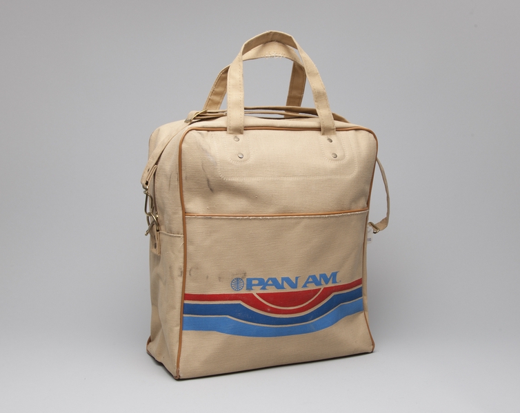 Image: airline bag: Pan American World Airways