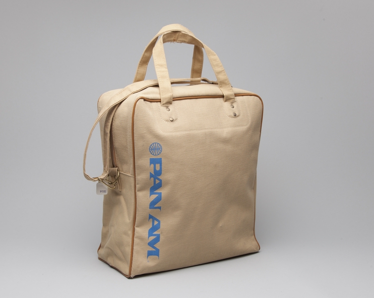 Image: airline bag: Pan American World Airways