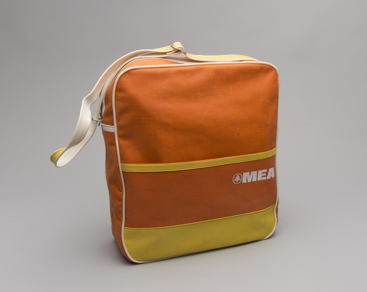 Image: airline bag: Middle East Airlines (MEA)