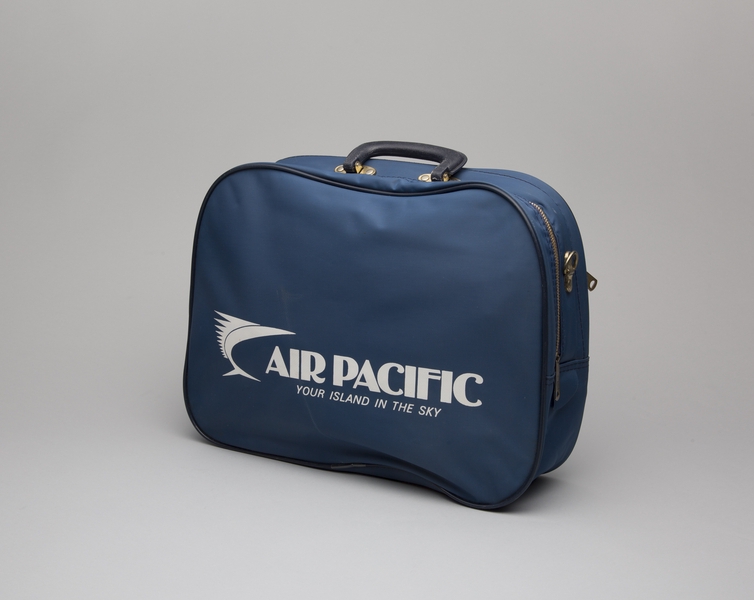 Image: airline bag: Air Pacific