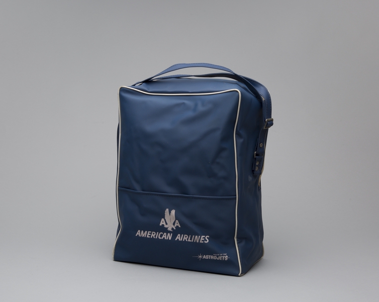 Image: airline bag: American Airlines