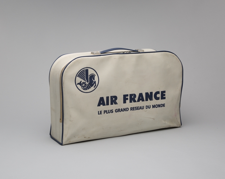 Image: airline bag: Air France