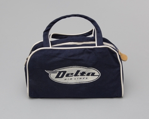 Image: miniature airline bag: Delta Air Lines