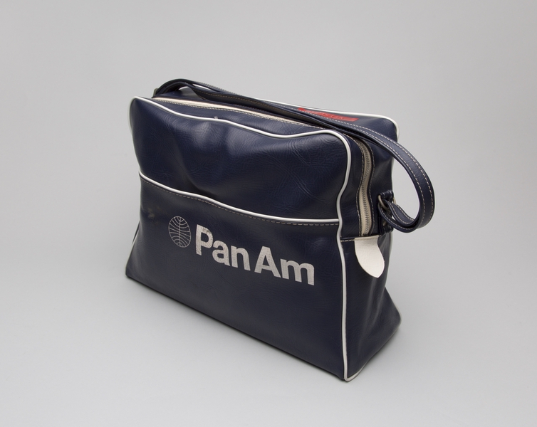 Image: airline bag: Pan American World Airways