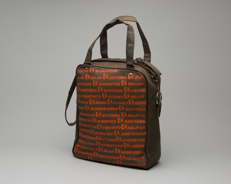 Image: airline bag: Canadian Pacific Airlines