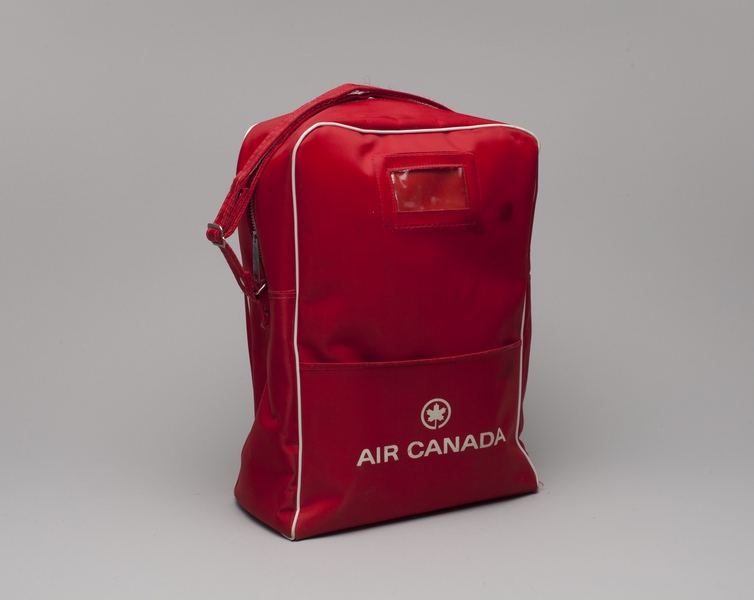 Image: airline bag: Air Canada
