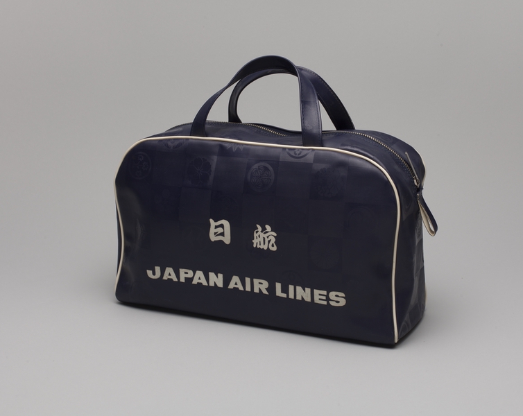 Image: airline bag: Japan Air Lines (Japan Airlines)
