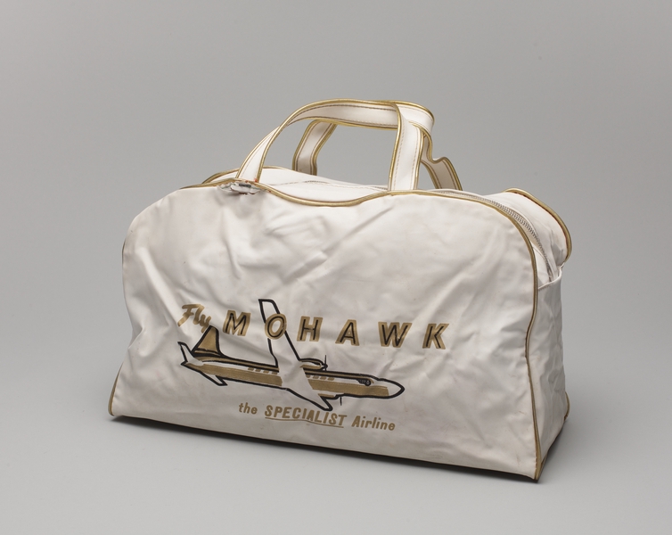 Image: airline bag: Mohawk Airlines