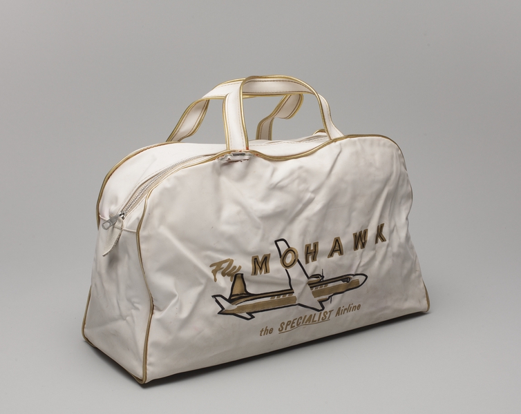 Image: airline bag: Mohawk Airlines