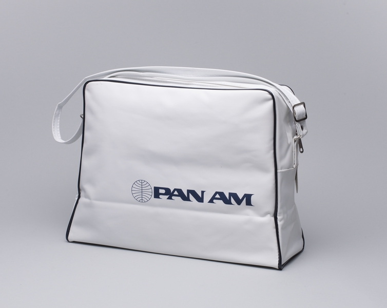 Image: airline bag: Pan American World Airways