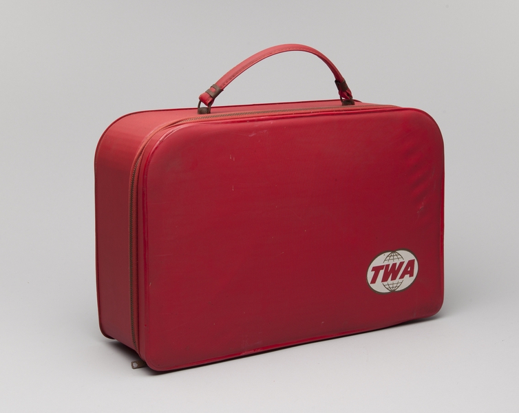 Image: airline bag: TWA (Trans World Airlines)