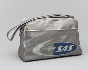 Image: airline bag: SAS (Scandinavian Airlines System)