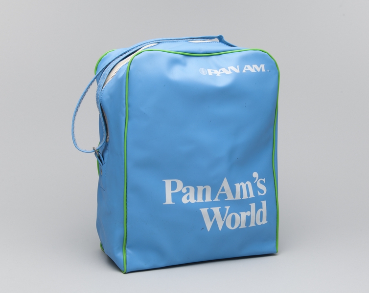 Image: airline bag: Pan American World Airways