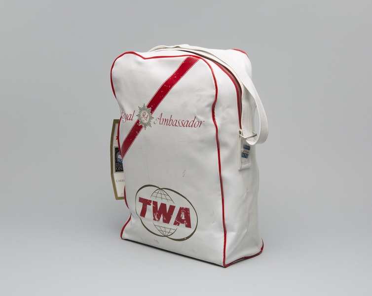 Image: airline bag: TWA (Trans World Airlines)