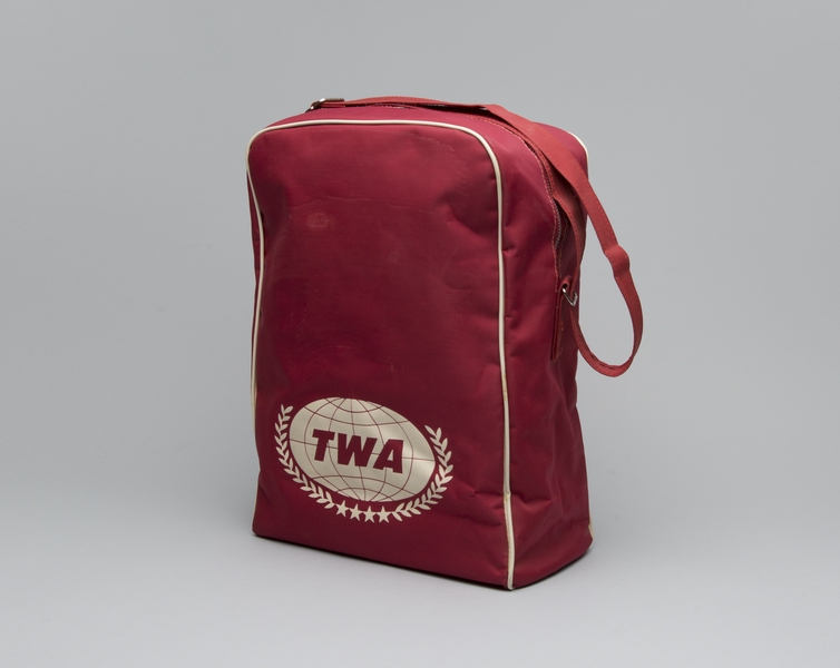 Image: airline bag: TWA (Trans World Airlines)