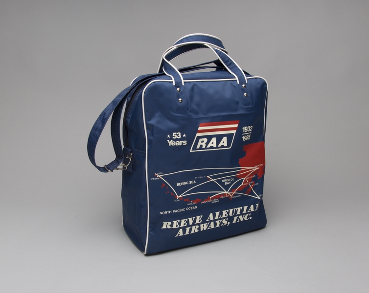 Image: airline bag: Reeve Aleutian Airways