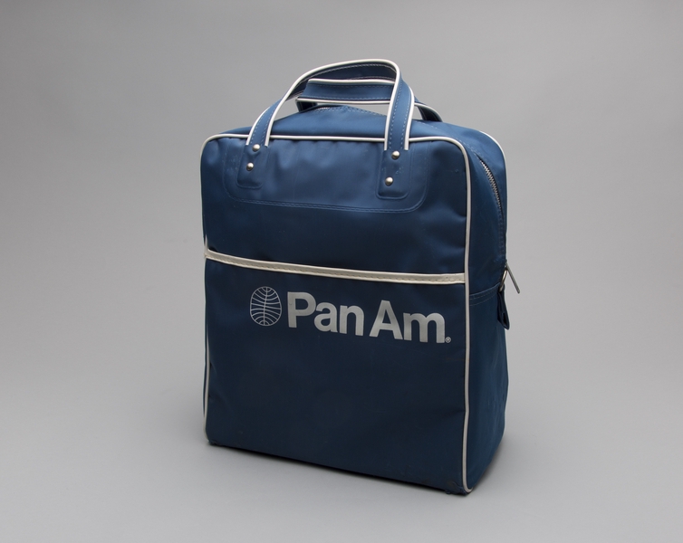Image: airline bag: Pan American World Airways