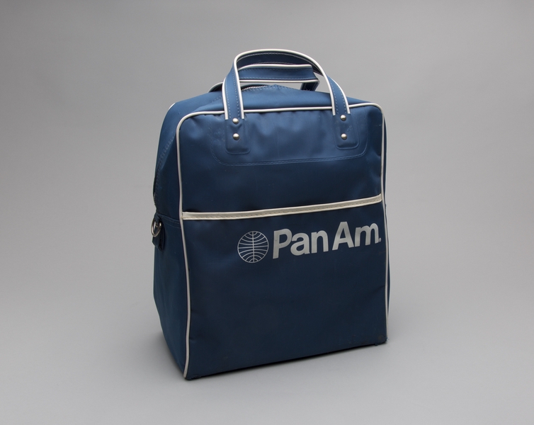 Image: airline bag: Pan American World Airways