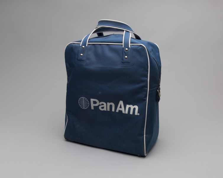 Image: airline bag: Pan American World Airways