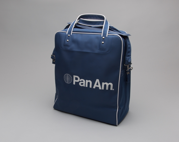 Image: airline bag: Pan American World Airways