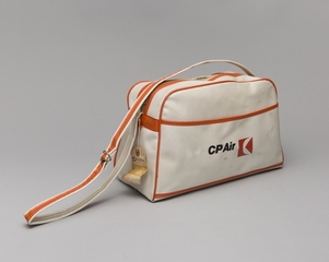 Image: airline bag: CP Air (Canadian Pacific Airlines)